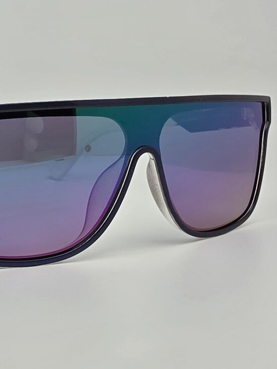 Blenders Sifi Discomania Iridescent Blue Polarized Lavender Mirror Sunglasses main image 13